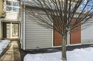 58 Vesper St, Portland, ME 04101 - Photo 23