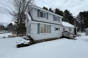 37 Pleasant St, Milo, ME 04463 - Photo 5
