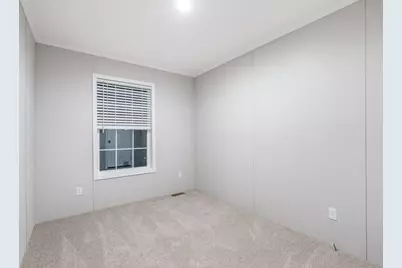 10 Short Street, Winthrop, ME 04364 - Photo 45