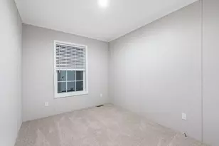 10 Short St, Winthrop, ME 04364 - Photo 45