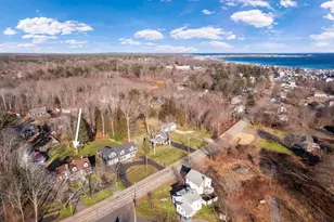 208 Long Sands Rd, York, ME 03909 - Photo 3
