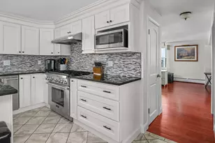 208 Long Sands Rd, York, ME 03909 - Photo 7