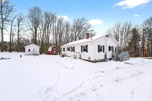 364 Metcalf Rd, Winthrop, ME 04364 - Photo 3