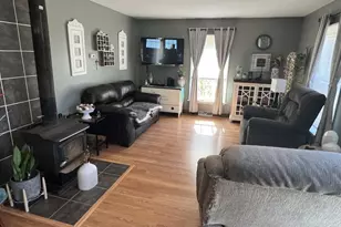46 Kitty Ln, Tremont, ME 04612 - Photo 3