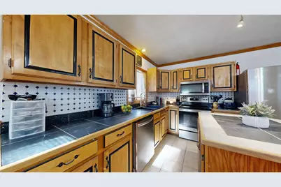 56 Booker Street, Thomaston, ME 04861 - Photo 15