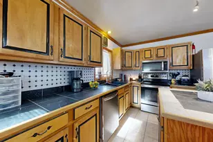 56 Booker St, Thomaston, ME 04861 - Photo 15