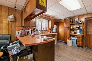 36 Lassell St, Portland, ME 04102 - Photo 5