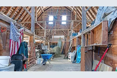 16 Hubbard Road, Canaan, ME 04924 - Photo 5