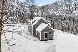 101 Gurney St, Rockport, ME 04856 - Photo 9