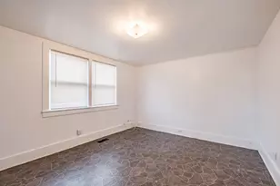 673 River Ave, Gardiner, ME 04345 - Photo 9