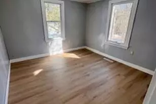 10 Warren St, Bridgton, ME 04009 - Photo 5