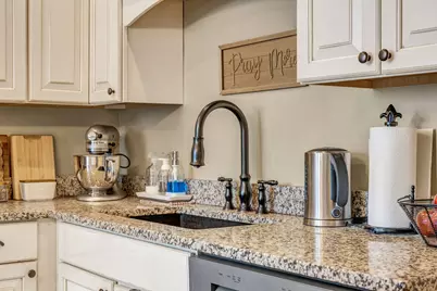 19-21 Grove Street, Rockland, ME 04841 - Photo 23