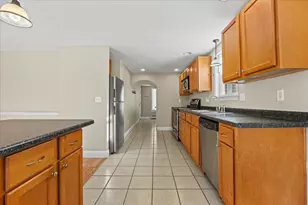 317 Alfred St, Biddeford, ME 04005 - Photo 9