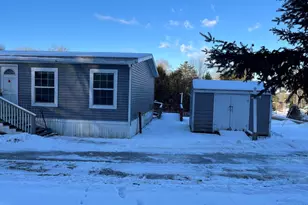 17 Averill Mobile Home Park, Benton, ME 04901 - Photo 3