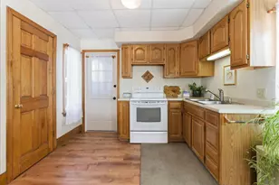 22 Jewett St, Skowhegan, ME 04976 - Photo 7