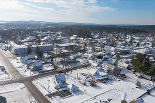 22 Jewett St, Skowhegan, ME 04976 - Photo 5