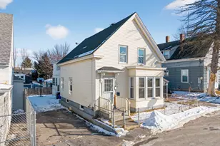 5 Oak Pl, Biddeford, ME 04005 - Photo 3