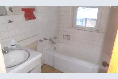 72 Yeaton Street, Waterville, ME 04901 - Photo 5