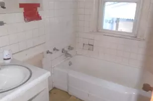 72 Yeaton St, Waterville, ME 04901 - Photo 5