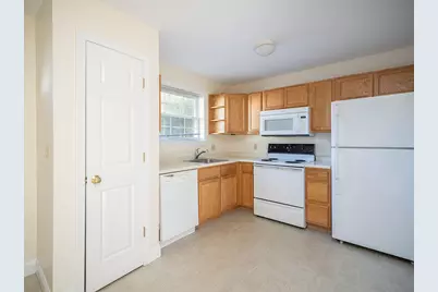 240 Barnstable Road #8, South Portland, ME 04106 - Photo 3