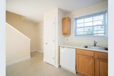 240 Barnstable Road #8, South Portland, ME 04106 - Photo 5