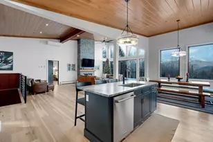 97 Morganite Wy, Newry, ME 04261 - Photo 15