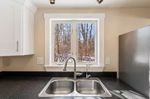 737 Commercial St, Rockport, ME 04856 - Photo 13