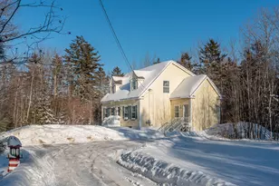 527 Rockland St, Rockport, ME 04856 - Photo 1