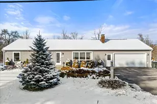 231 Parkway S, Brewer, ME 04412 - Photo 1