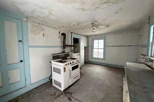 22 Berkeley St, Westbrook, ME 04092 - Photo 31