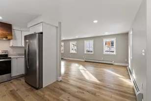 20 Mt Vernon St, Gardiner, ME 04345 - Photo 17