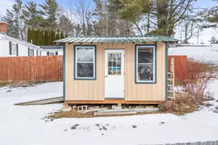 7 Judy St, Lewiston, ME 04240 - Photo 9