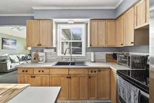 7 Judy St, Lewiston, ME 04240 - Photo 21