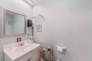 506 Main St, Wayne, ME 04284 - Photo 21