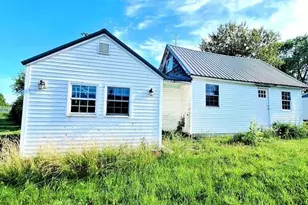 19 Glendale Rd, Caribou, ME 04736 - Photo 1