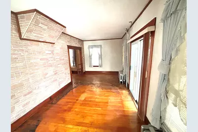 34 Lincoln Street, Millinocket, ME 04462 - Photo 11