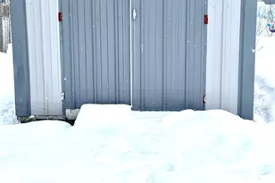 34 Lincoln St, Millinocket, ME 04462 - Photo 3