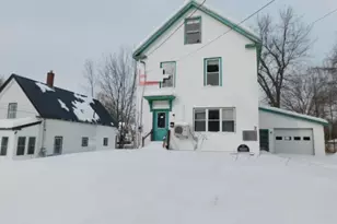 161 Waverly Ave, Pittsfield, ME 04967 - Photo 1