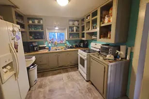 29 Oak St, Bucksport, ME 04496 - Photo 9