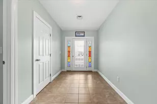 29 Macintosh Ln, Old Orchard Beach, ME 04064 - Photo 3