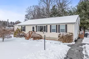 55 Fox Ridge Dr, Berwick, ME 03901 - Photo 3