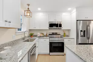 10 Dolley Farm Rd, Windham, ME 04062 - Photo 5