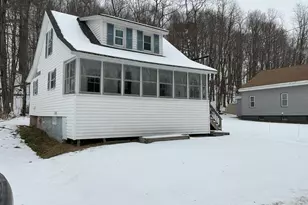 7 S Grove St, Waterville, ME 04901 - Photo 5