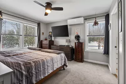 1525 Roosevelt Trail, Raymond, ME 04071 - Photo 13