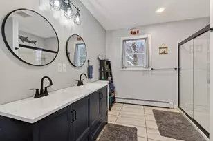 1525 Roosevelt Trail, Raymond, ME 04071 - Photo 15