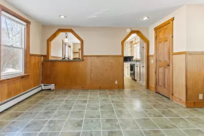 218 Highland Avenue, Gardiner, ME 04345 - Photo 9