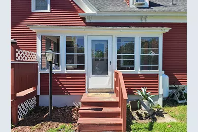 218 Highland Avenue, Gardiner, ME 04345 - Photo 5