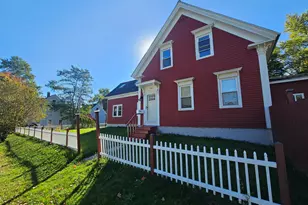 218 Highland Ave, Gardiner, ME 04345 - Photo 1