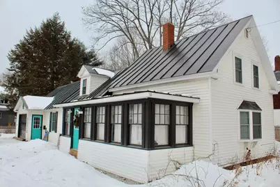 154 Greenwood Avenue, Farmington, ME 04938 - Photo 1