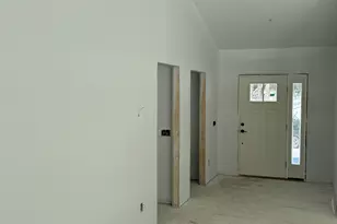 23 Forest Glen Ln, Topsham, ME 04086 - Photo 3